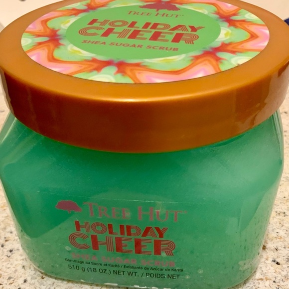 NWT Tree Hut Holiday Cheer (Limited Edition) Shea Sugar Body Scrub - 18oz - Picture 6 of 8